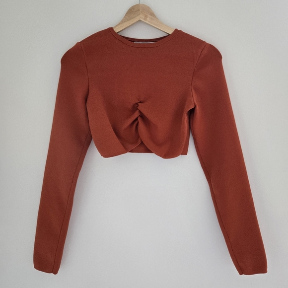 Zara Tops - Zara Cropped Pull On Long Sleeve Top